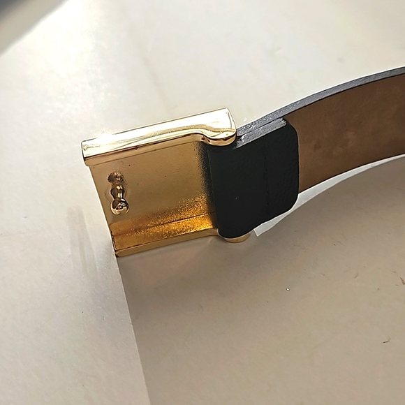 Authentic! Burberry Belt Womens Black Luxury Designer Belt Gold Size 36 Italy - Picture 10 of 12